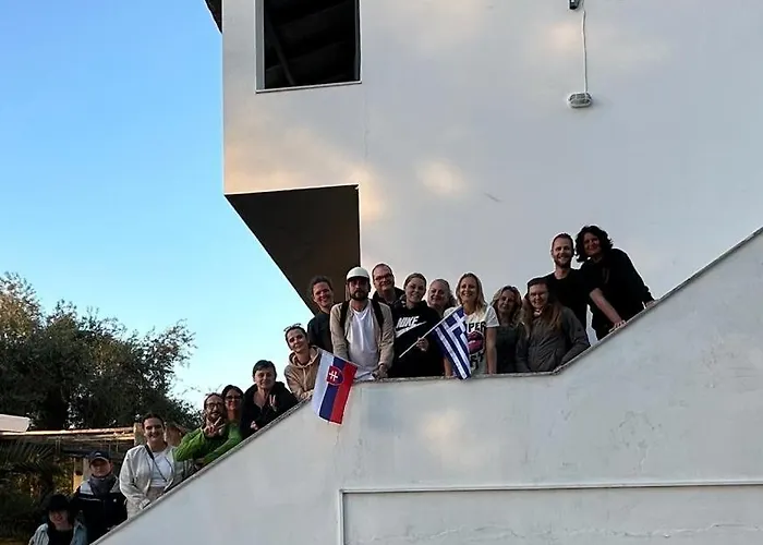 Lucia 3* Agios Georgios Pagon