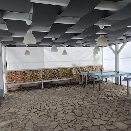 Lucia Aparthotel