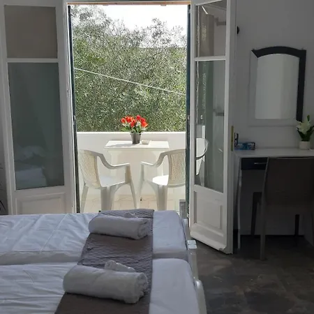 Aparthotel Lucia Agios Georgios Pagon