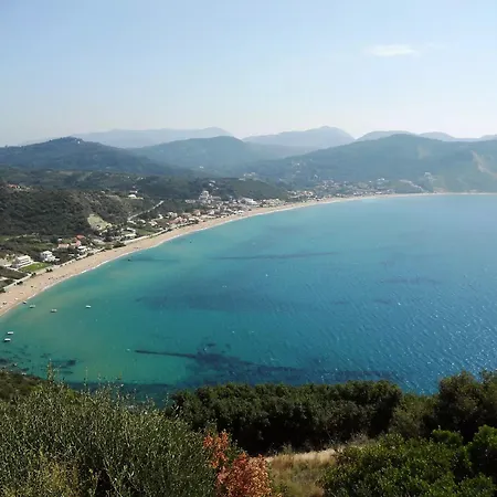 Lucia 3* Agios Georgios Pagon