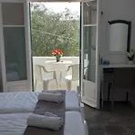 Apartahotel Lucia Agios Georgios Pagon